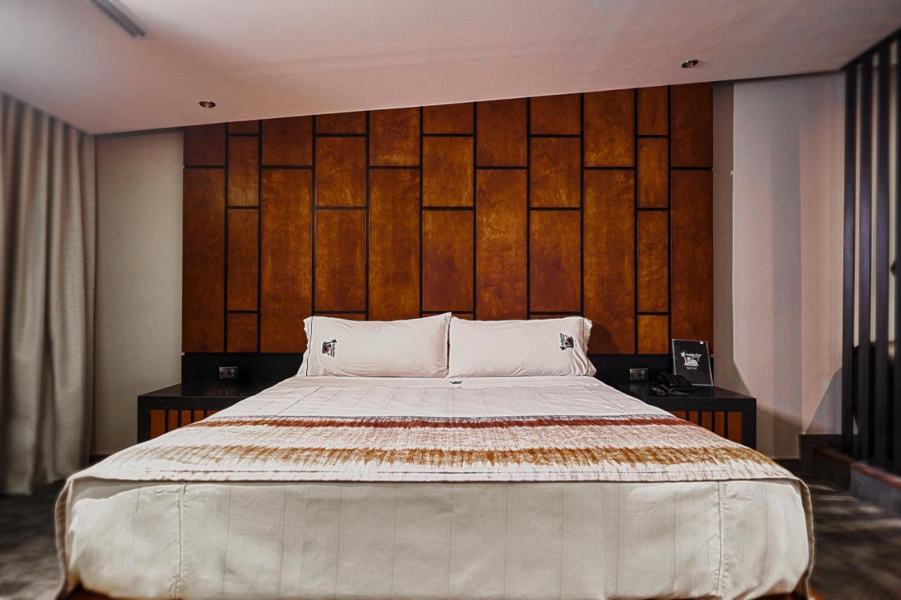Motel Mediterraneo Mexicali Zewnętrze zdjęcie